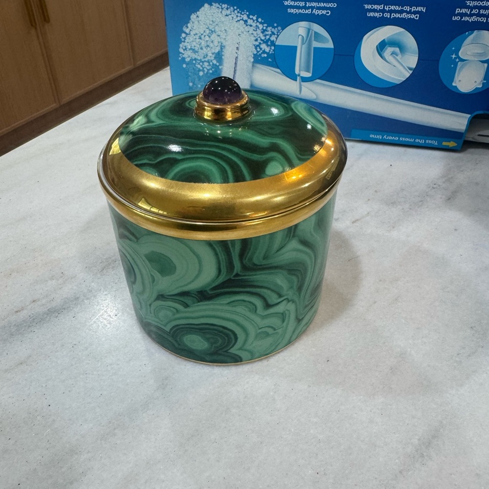 L'Objet Green and Gold Candle